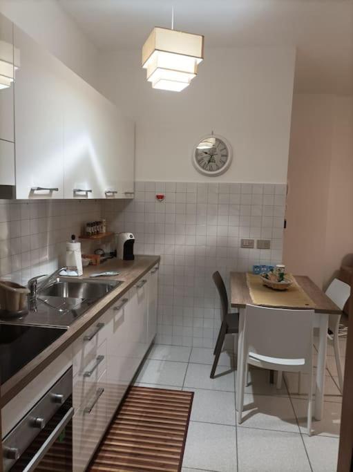 Gentarrubia - A Casa Nel Cuore Della Citta Oristano Bagian luar foto