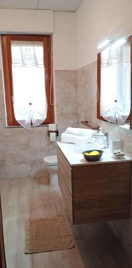 Gentarrubia - A Casa Nel Cuore Della Citta Oristano Bagian luar foto